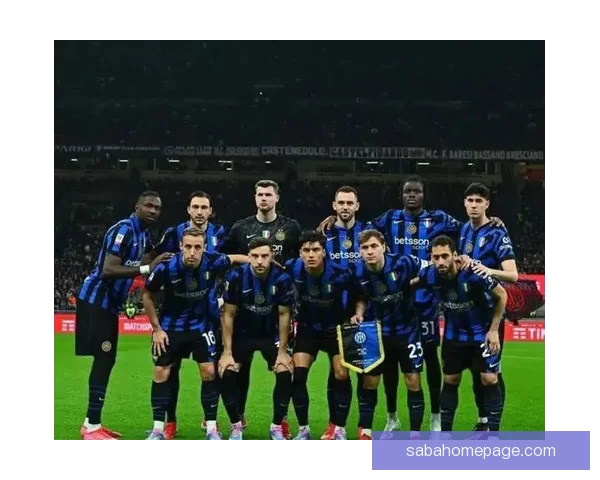 米兰球迷热情助阵 约4000人周六前往训练基地为球队加油